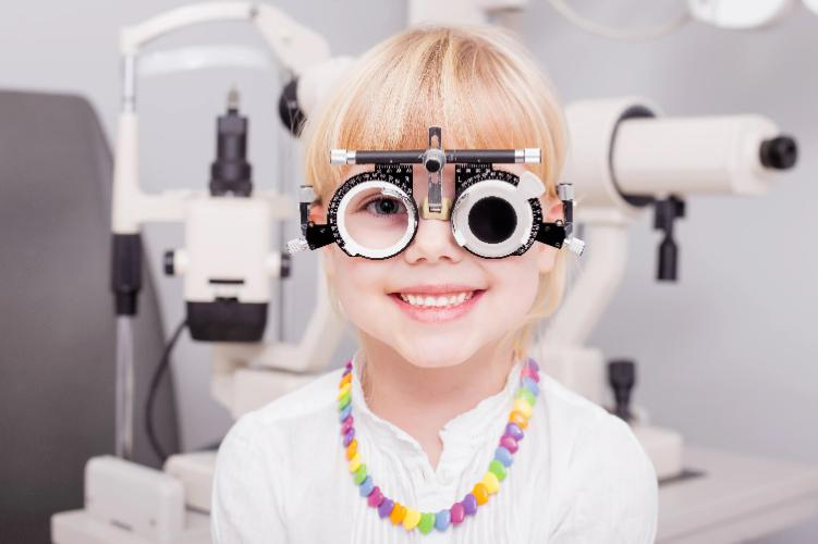 【新药速递】善瞳0.01%阿托品滴眼液改善儿童近视效果怎么样？